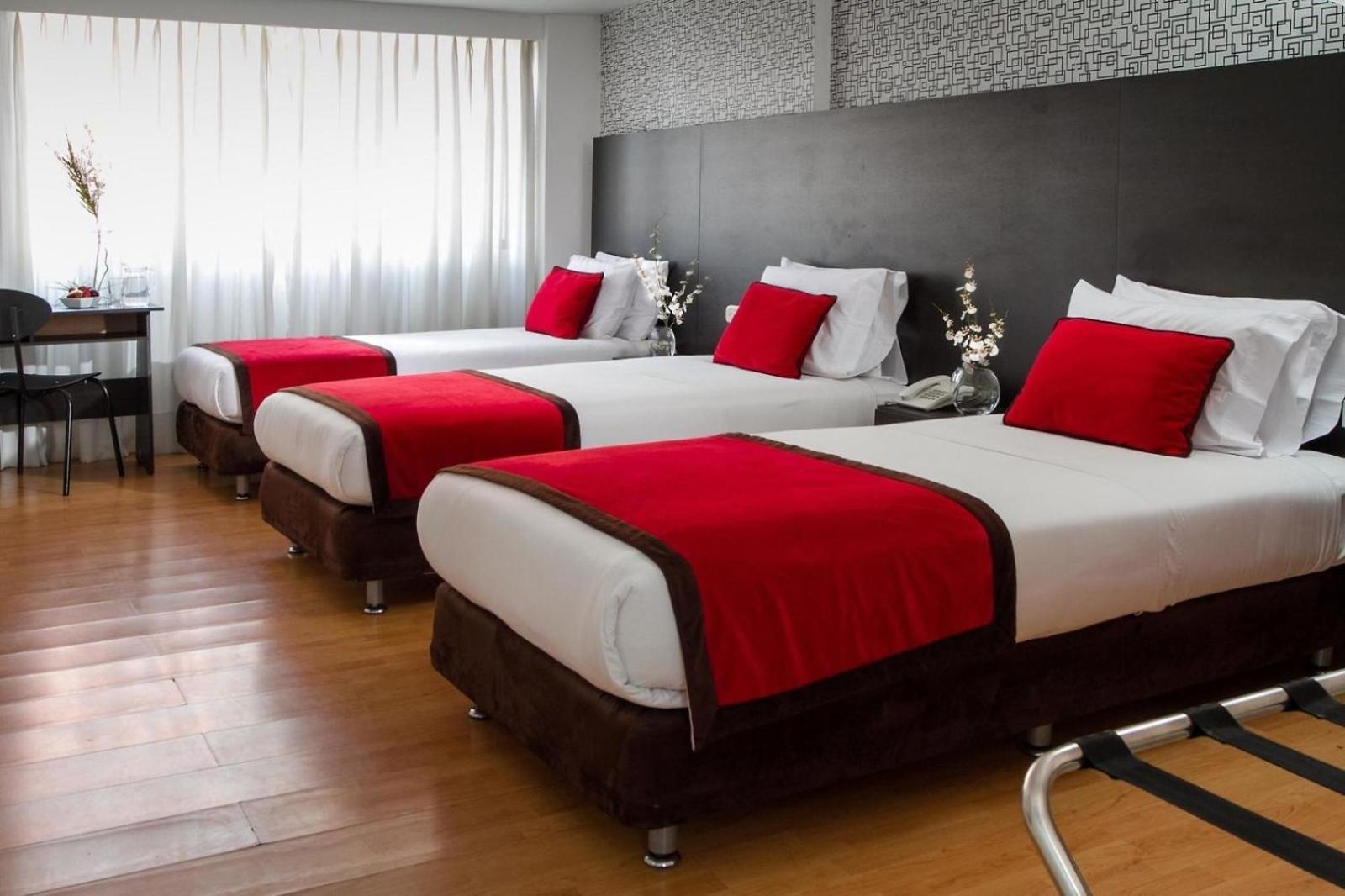 Hotel Silver Javeriana By Hospedium بوغوتا المظهر الخارجي الصورة
