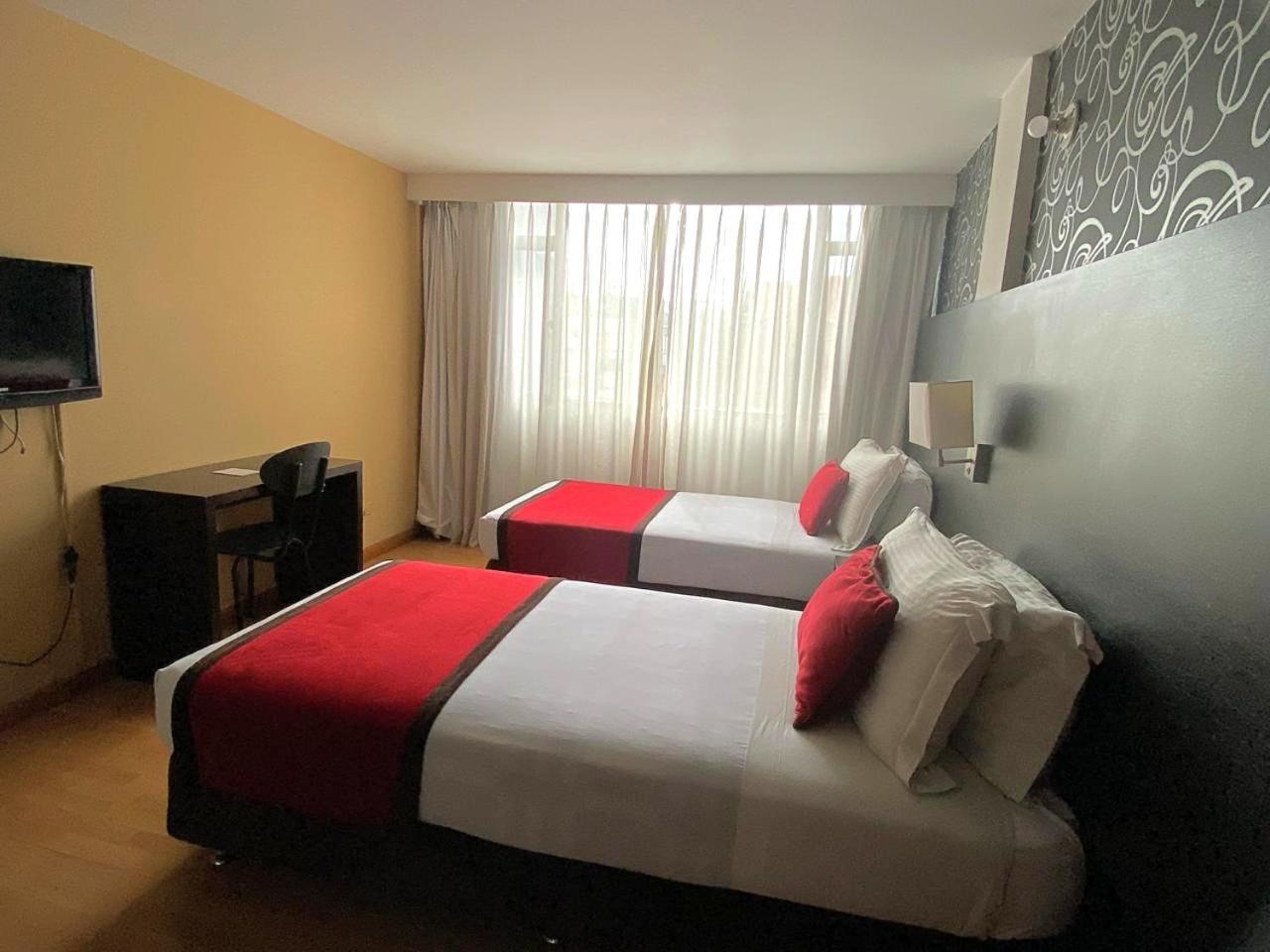 Hotel Silver Javeriana By Hospedium بوغوتا المظهر الخارجي الصورة