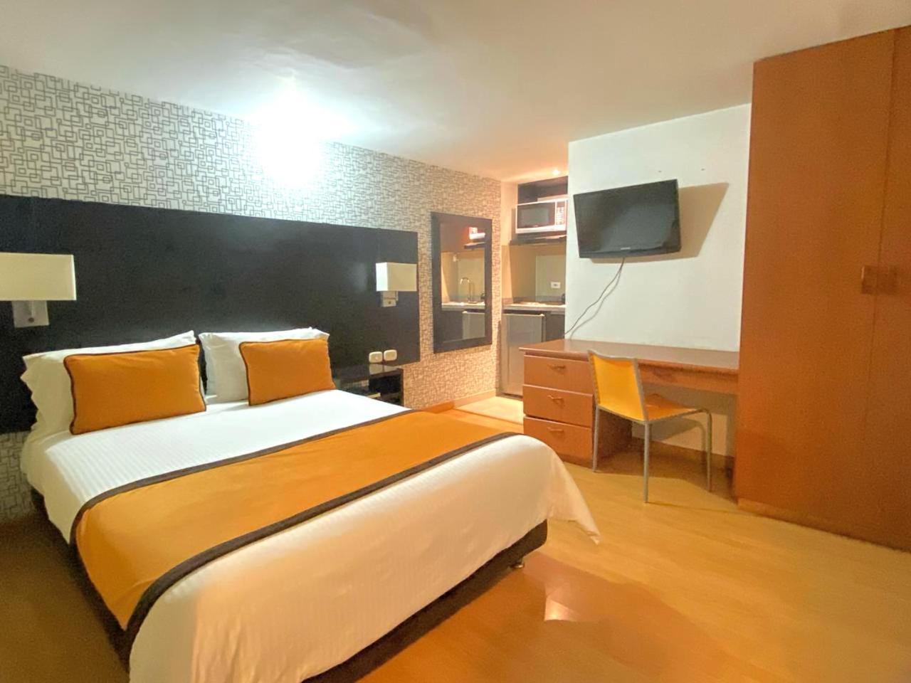Hotel Silver Javeriana By Hospedium بوغوتا المظهر الخارجي الصورة