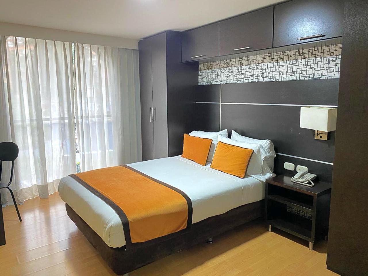 Hotel Silver Javeriana By Hospedium بوغوتا المظهر الخارجي الصورة
