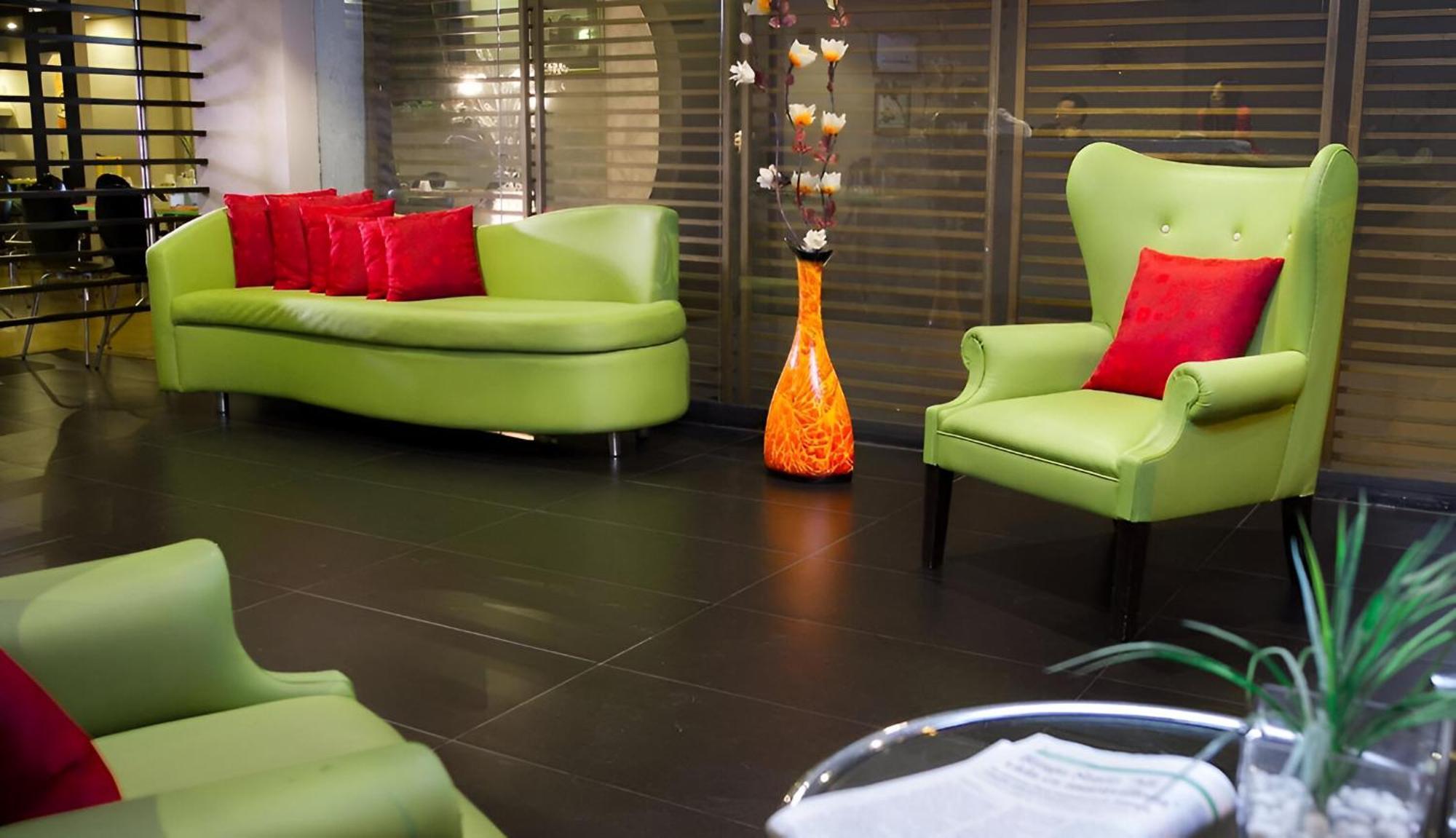 Hotel Silver Javeriana By Hospedium بوغوتا المظهر الخارجي الصورة