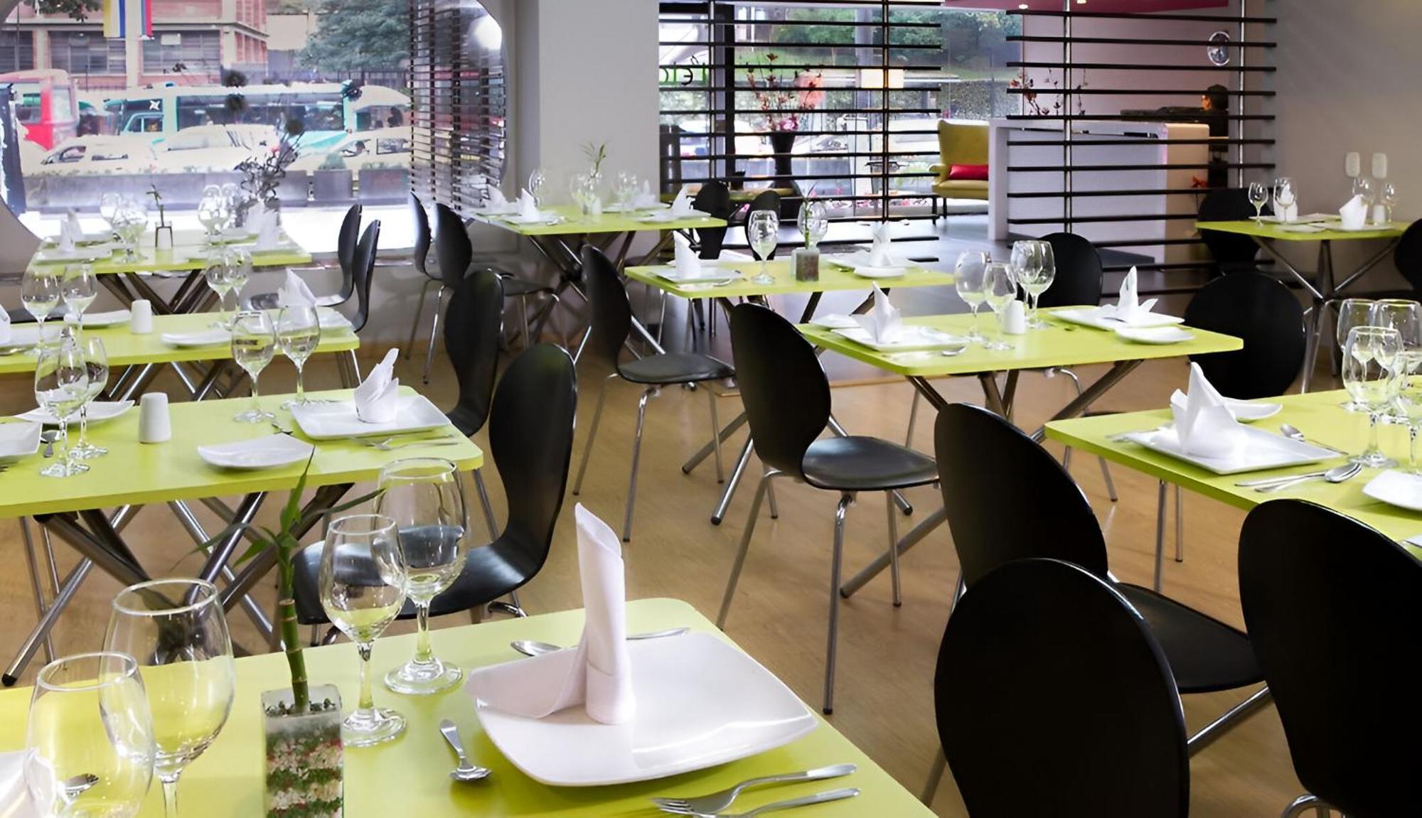 Hotel Silver Javeriana By Hospedium بوغوتا المظهر الخارجي الصورة
